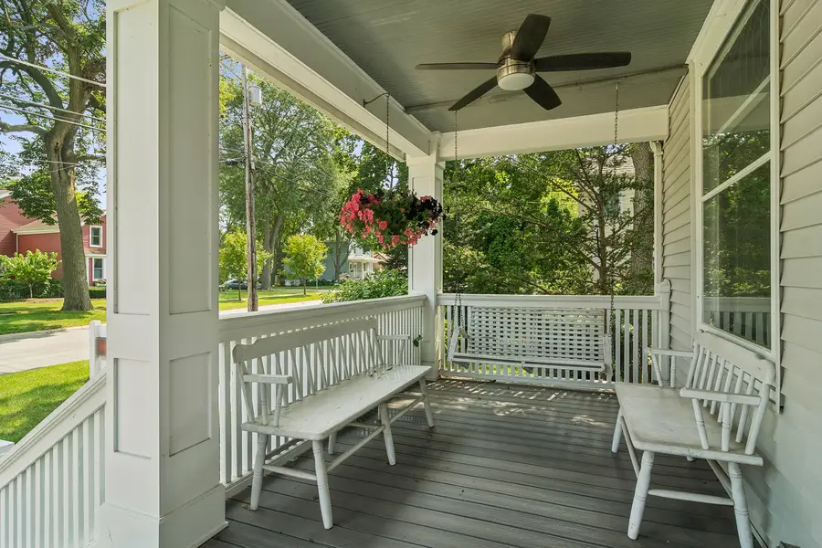 208 N Benton Street, Palatine, IL 60067 - #2