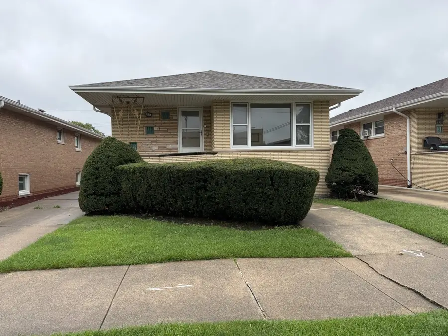 8415 S Kedvale Avenue, Chicago, IL 60652 - #2
