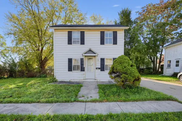 315 W Carpenter Street, Freeport, IL 61032
