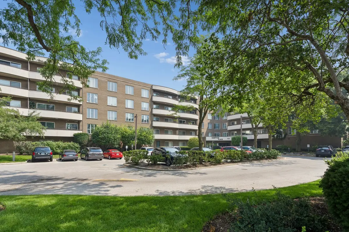7201 N Lincoln Avenue #203, Lincolnwood, IL 60712 - #1
