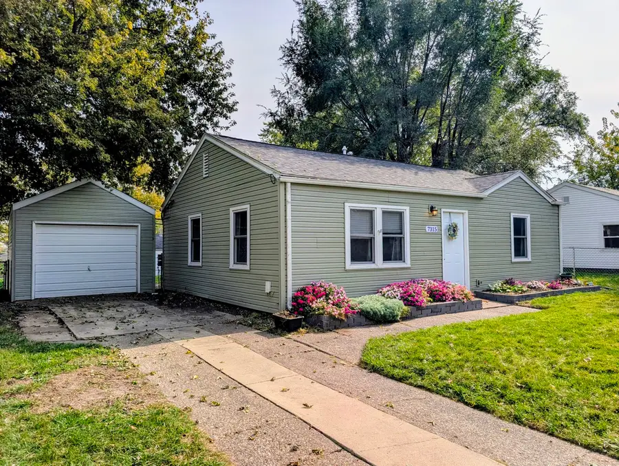 7315 Cedar Street, Davenport, IA 52806 - #2
