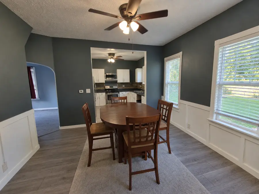 736 Swift Avenue, Oglesby, IL 61348 - #3
