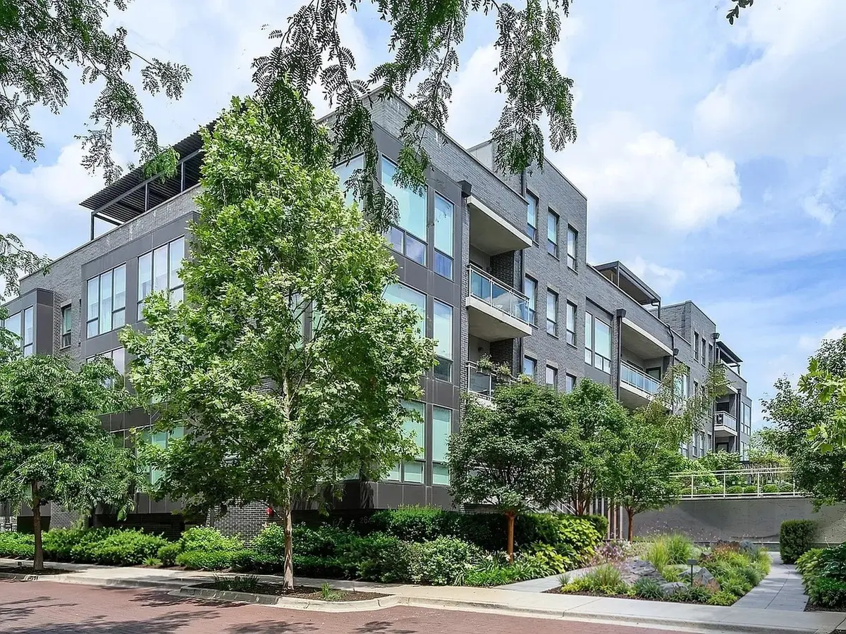 2643 N Hermitage Avenue #206, Chicago, IL 60614 - #1