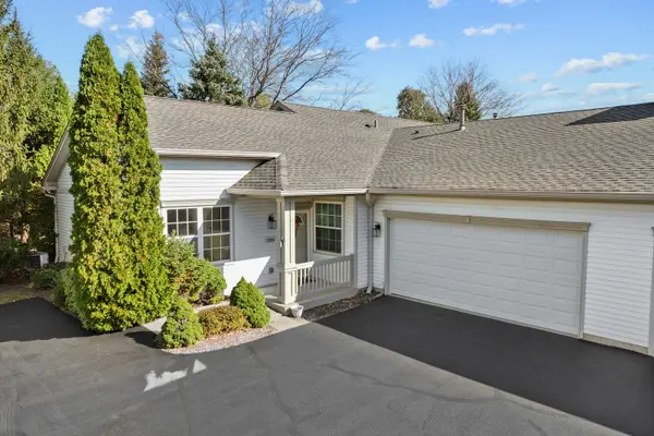 13054 Pennsylvania Avenue, Huntley, IL 60142