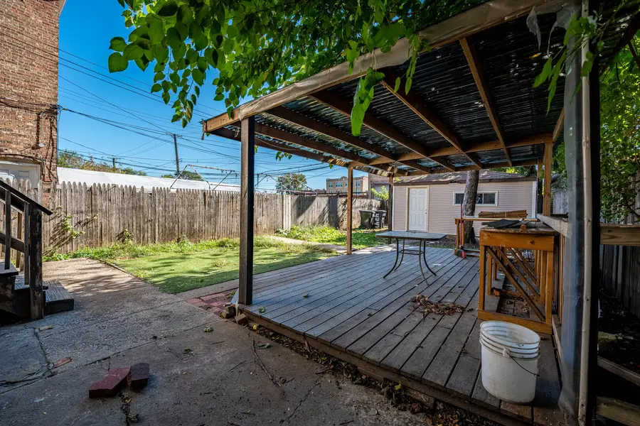 4247 W Crystal Avenue, Chicago, IL 60651 - #3