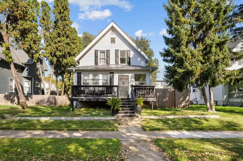 1813 18th Avenue, Moline, IL 61265 - #1