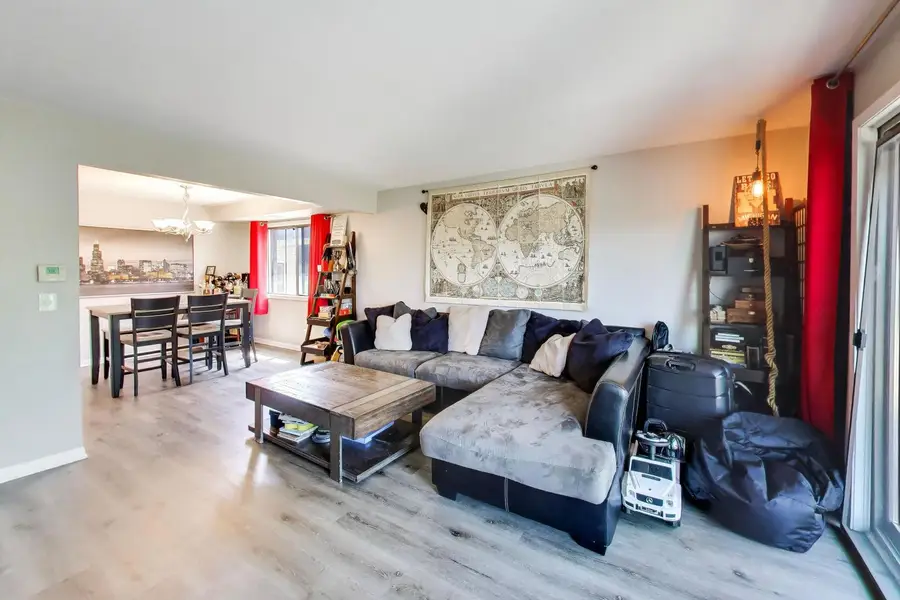 4545 N Milwaukee Avenue #6D, Chicago, IL 60630 - #3