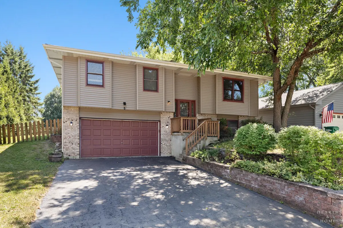 558 Barbary Lane, Woodstock, IL 60098 - #1