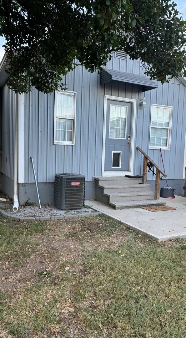 526 E Smith Street, Benton, IL 62812 - #2