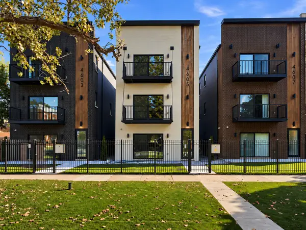 4607 S Prairie Avenue #3, Chicago, IL 60653