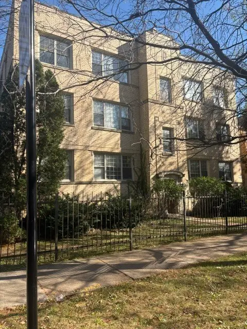 6257 N Mozart Street #3, Chicago, IL 60659 - #1