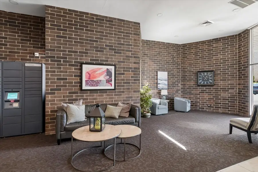 2201 S Grace Street #507, Lombard, IL 60148 - #3
