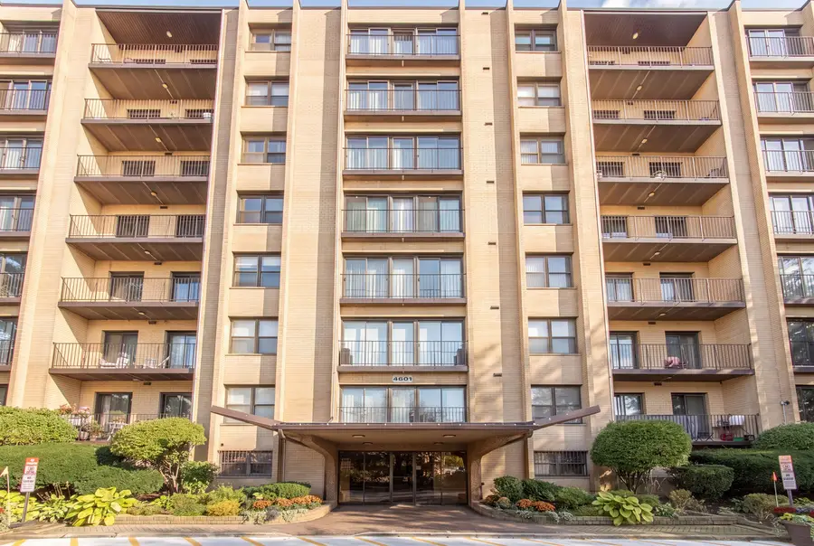 4601 W Touhy Avenue #506, Lincolnwood, IL 60712 - #3