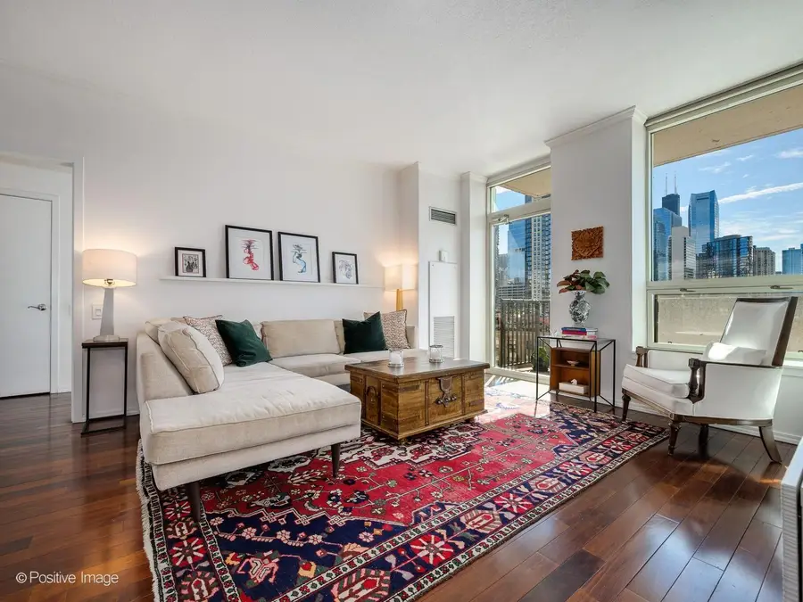 600 N Kingsbury Street #1012, Chicago, IL 60654 - #3