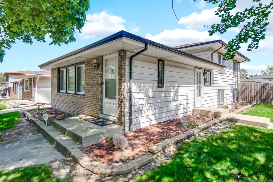 18107 Kostner Avenue, Country Club Hills, IL 60478 - #2