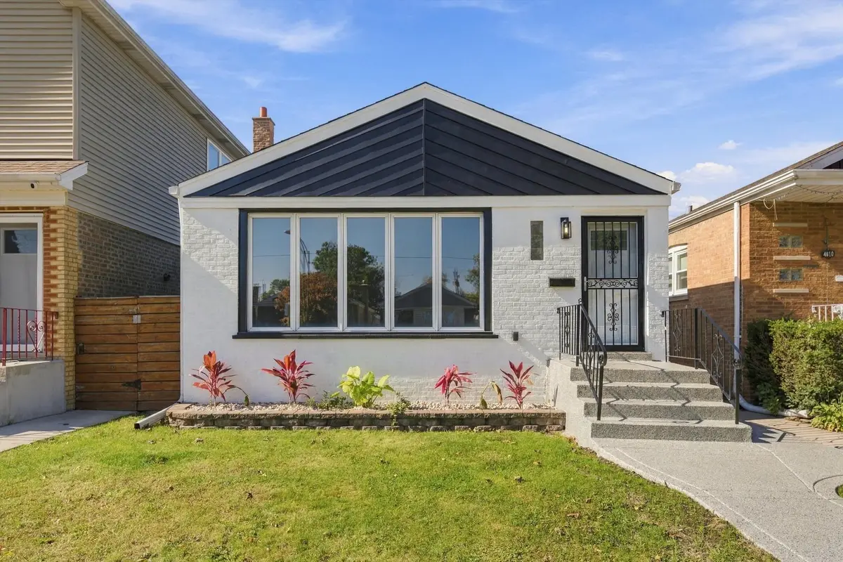 4812 S Leclaire Avenue, Chicago, IL 60638 - #1
