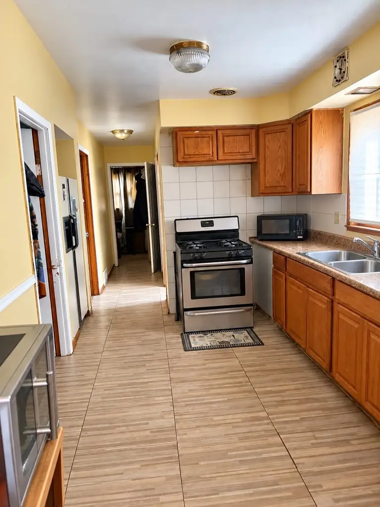 9035 S Parnell Avenue, Chicago, IL 60620 - #3