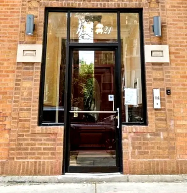 1419 E 68th Street #3, Chicago, IL 60637
