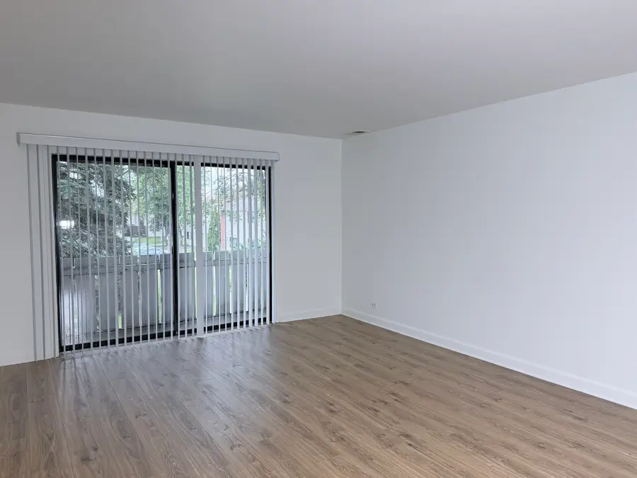 Address Withheld By Seller, Palatine, IL 60074 - #2