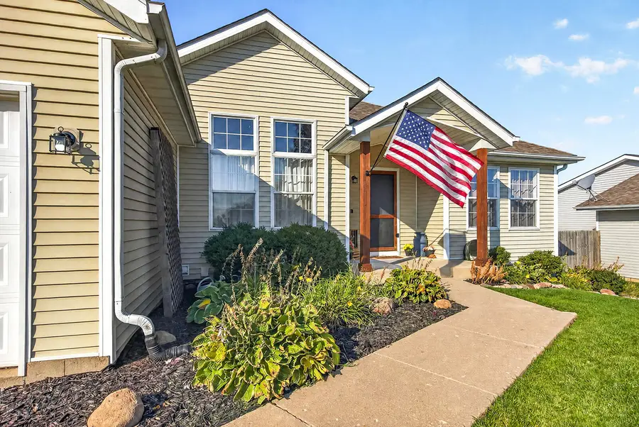 14024 Queenanns Way, Poplar Grove, IL 61065 - #2