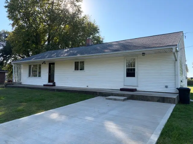325 S Elm Street, Hull, IL 62343 - #1