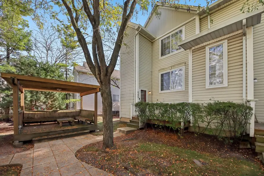 6295 Fremont Drive #6295, Hanover Park, IL 60133 - #3