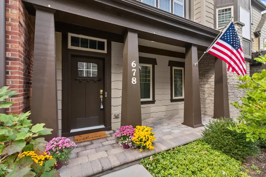 678 Parkside Court, Libertyville, IL 60048 - #2