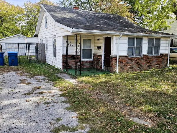 810 S 25th Street, Mt Vernon, IL 62864