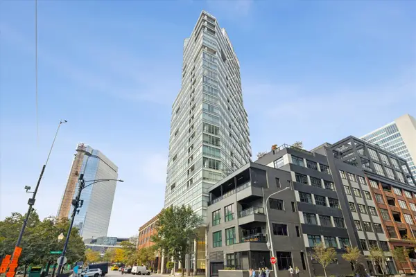 510 W Erie Street #1303, Chicago, IL 60654