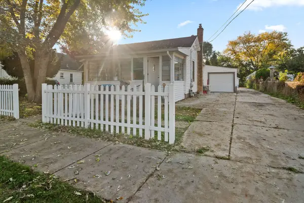 182 N Smith Street, Aurora, IL 60505