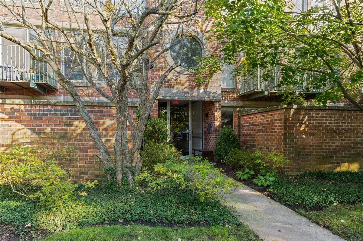 7030 Arbor Lane #102, Northfield, IL 60093 - #1