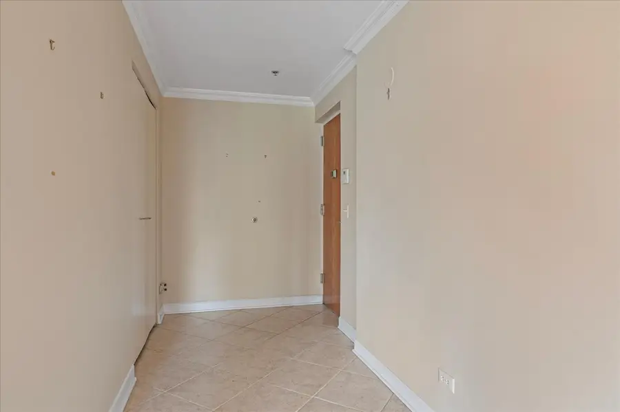 7030 Arbor Lane #102, Northfield, IL 60093 - #3