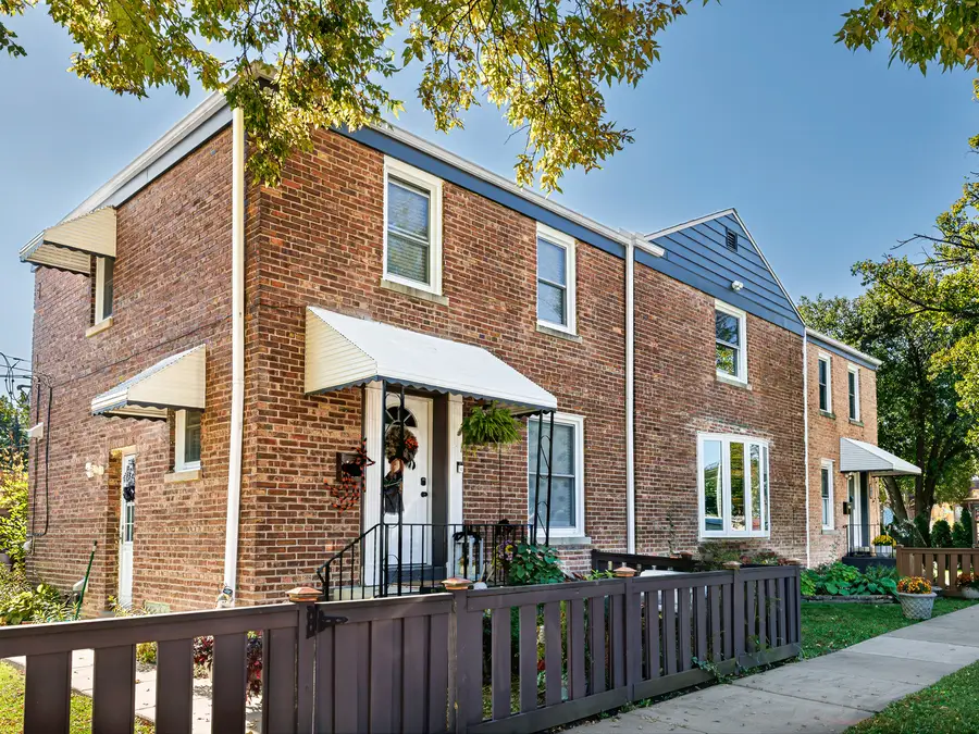 702 E Lincoln Avenue, La Grange, IL 60525 - #2