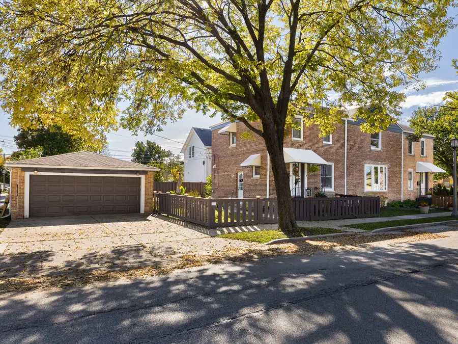702 E Lincoln Avenue, La Grange, IL 60525 - #3