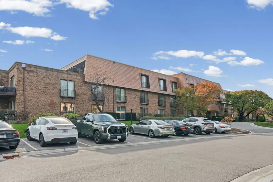 4000 Dundee Road #209, Northbrook, IL 60062 - #2