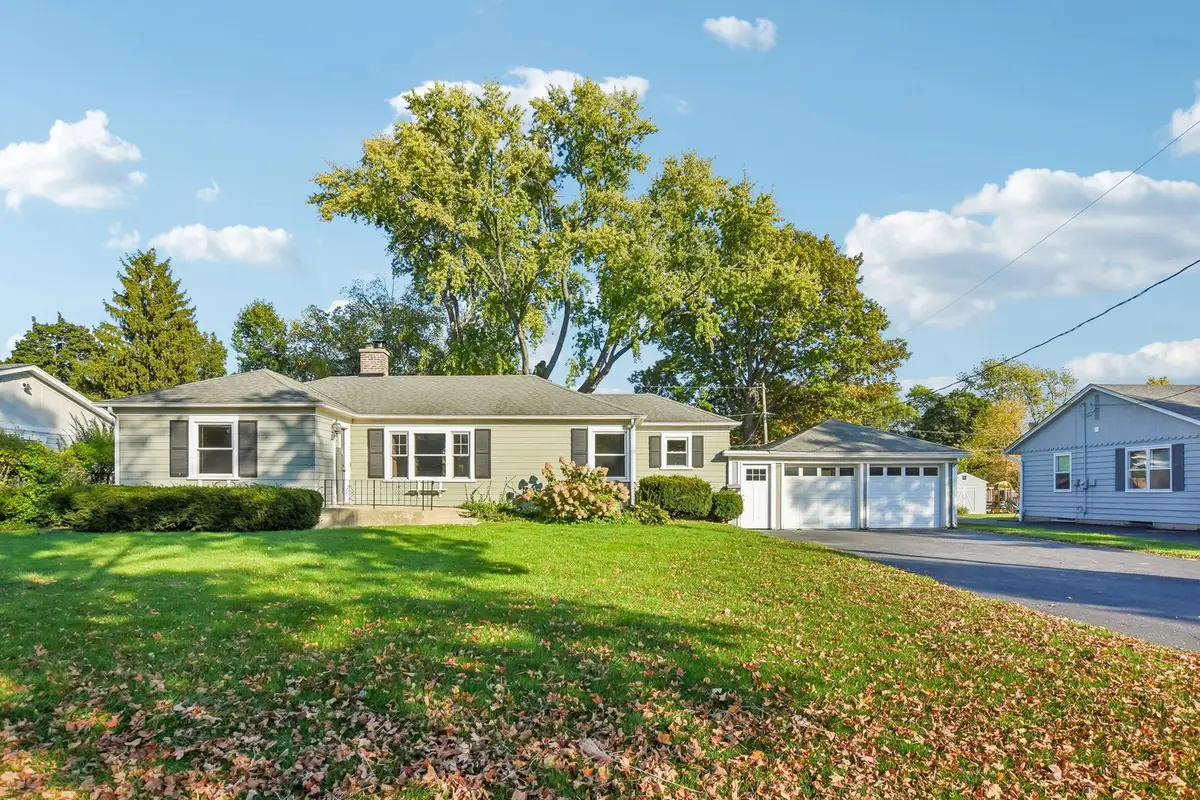 627 N Lincoln Avenue, Geneva, IL 60134 - #1
