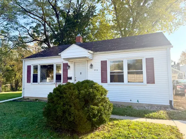 810 Green Street, Ottawa, IL 61350