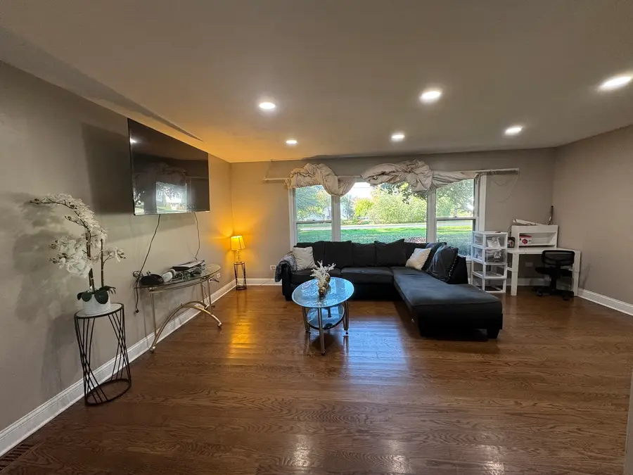 39075 N Winchester Road, Wadsworth, IL 60083 - #3
