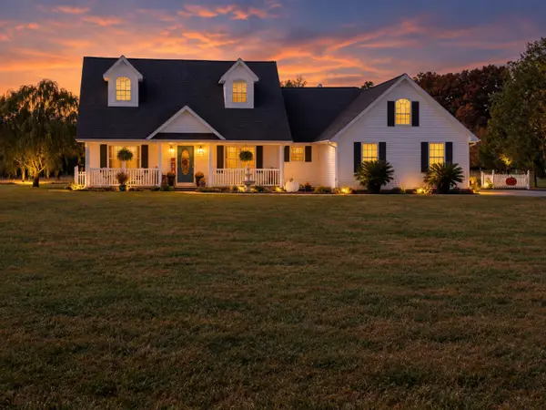 18121 N Jefferson Field Lane, Mt Vernon, IL 62864