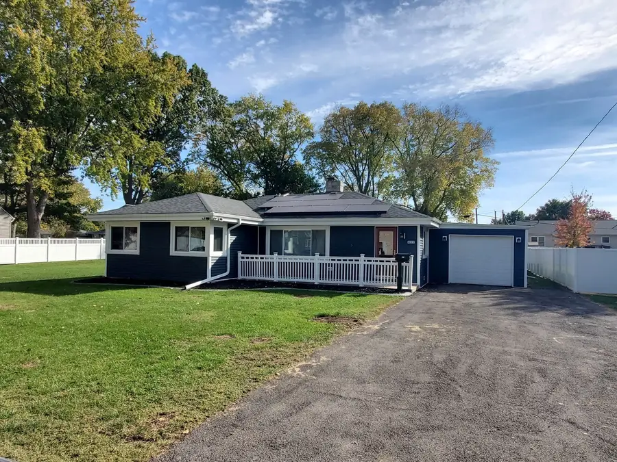 421 View Street, Ottawa, IL 61350 - #3