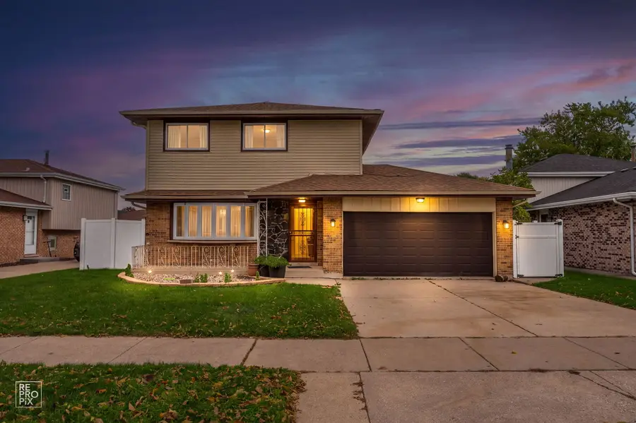 10017 Menard Avenue, Oak Lawn, IL 60453 - #2