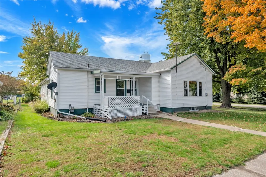 408 SW 4th Street, Aledo, IL 61231 - #3