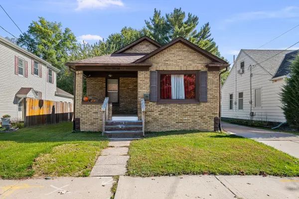 2218 10th Street, East Moline, IL 61244