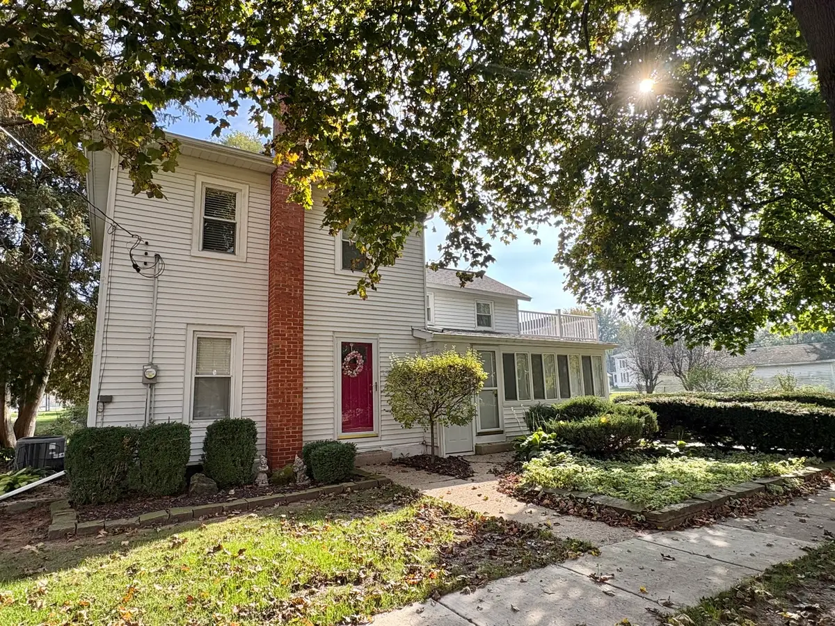 220 S Barr Street, Sheridan, IL 60551 - #1