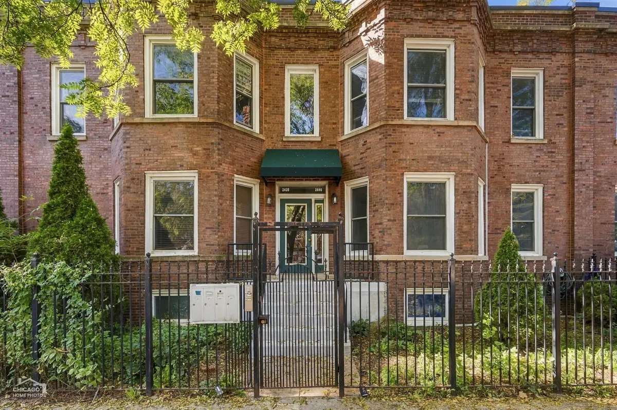2440 N Linden Place #1, Chicago, IL 60647 - #1