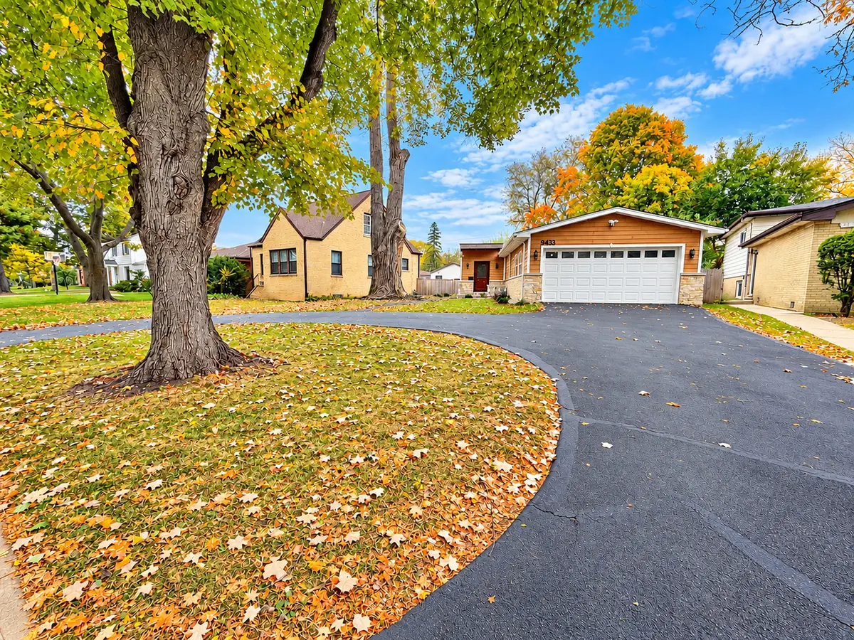 8433 Keystone Avenue, Skokie, IL 60076 - #1