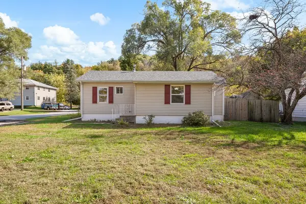 216 3rd Avenue, Hampton, IL 61256