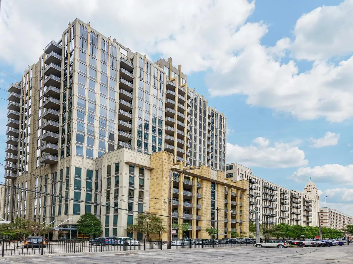 720 N Larrabee Street #903, Chicago, IL 60654 - #1