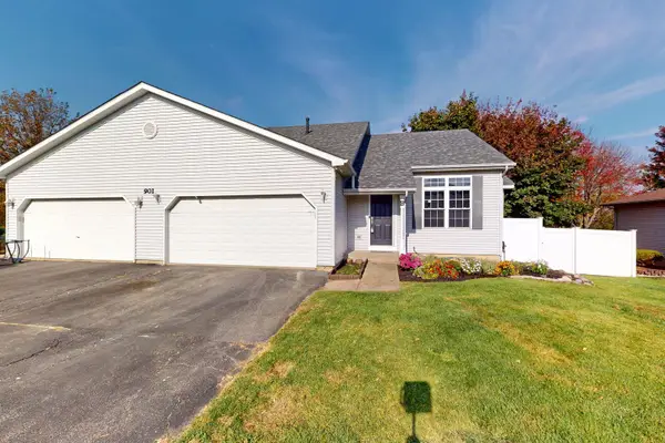901 B Harvest Trail #B, Yorkville, IL 60560