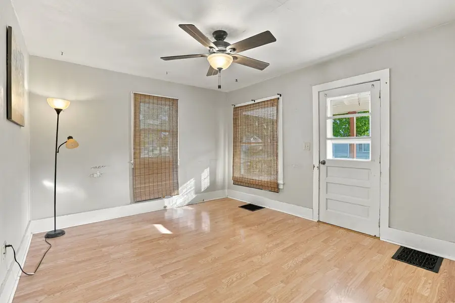 127 N Williams Street, Geneseo, IL 61254 - #3